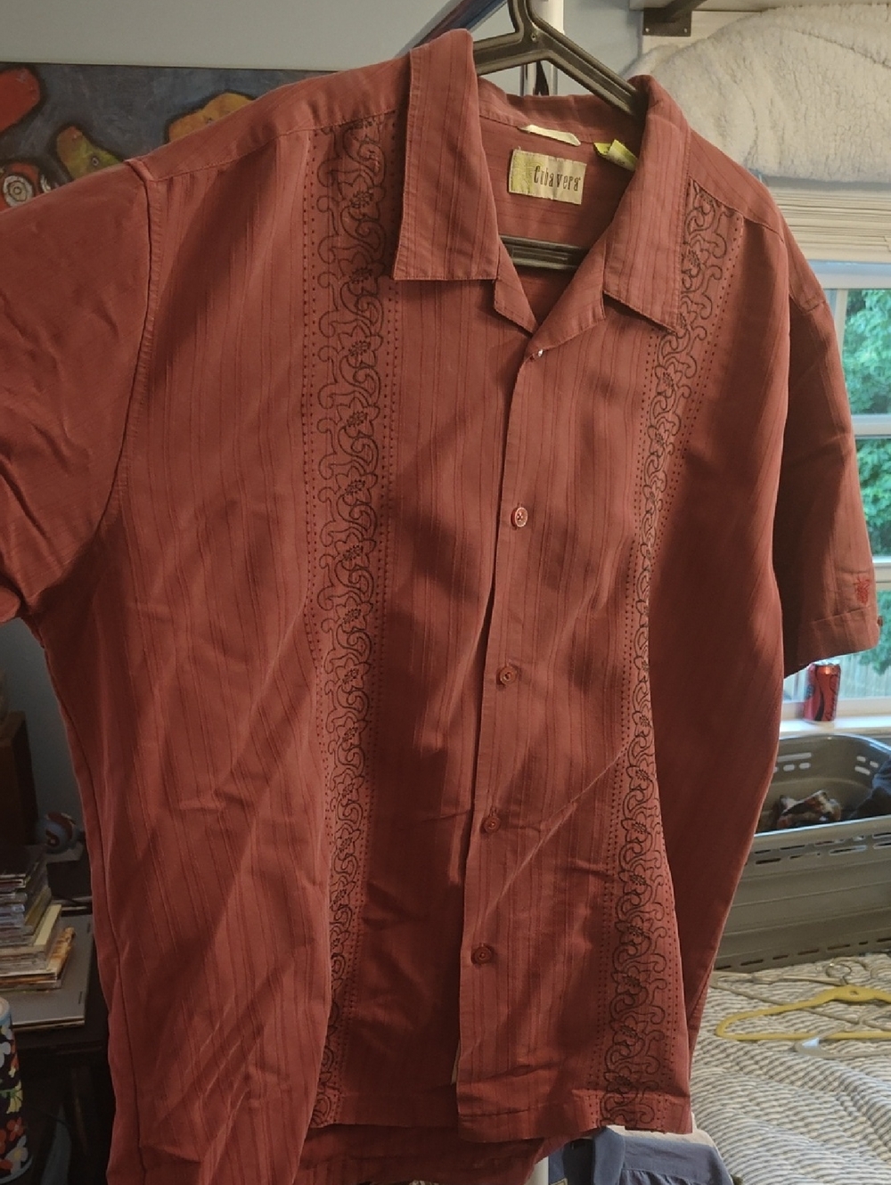 Cubavera Men's Short-Sleeve Button-Down Shirt in Red